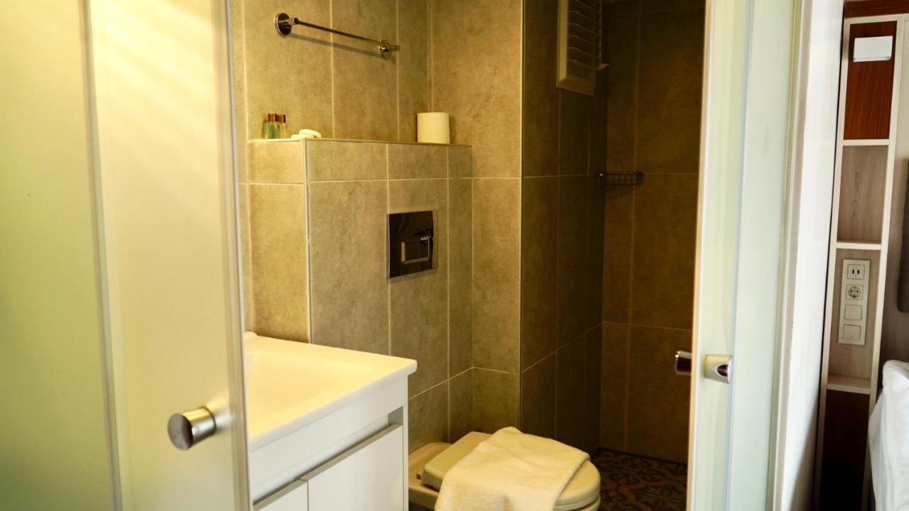 Qonaq Hotel & Suites イスタンブール エクステリア 写真