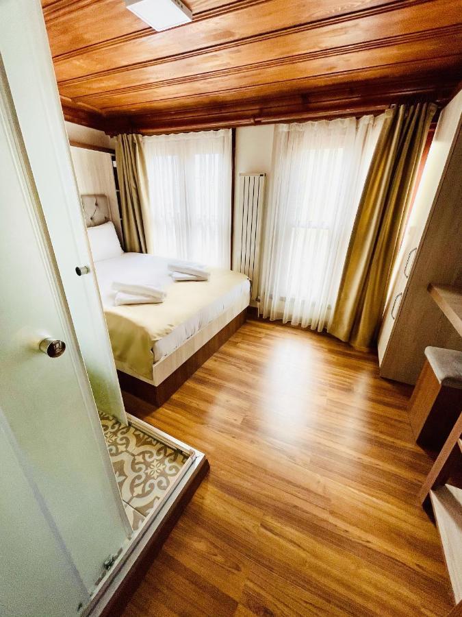 Qonaq Hotel & Suites イスタンブール エクステリア 写真